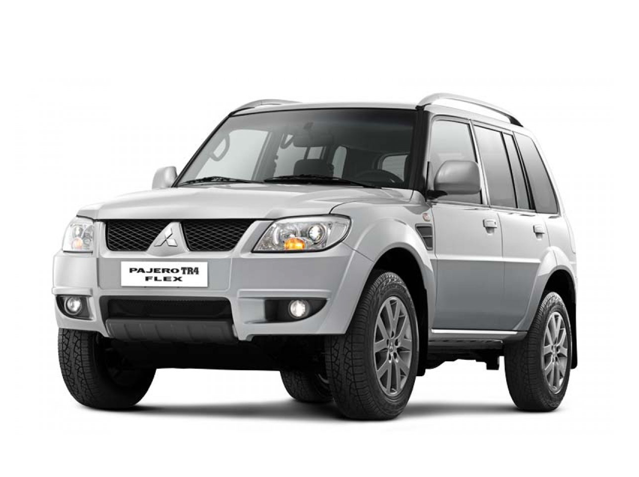 Mitsubishi Pajero-tr4 2015: Preço, Versões e Ficha Técnica | Webmotors