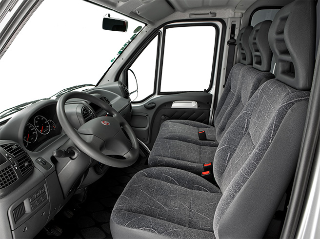 2.3 MULTIJET DIESEL MINIBUS TA MANUAL