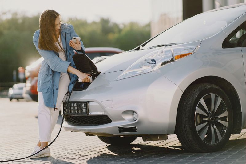 O que o consumidor pensa sobre elétricos e car sharing?