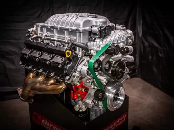 Dodge lança motor de 1.100 cv para qualquer carro