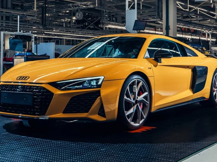 Audi R8 sai de linha após 17 anos e vida no cinema