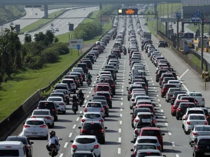 Viagens de verão: cuidado com velocidade e multas!