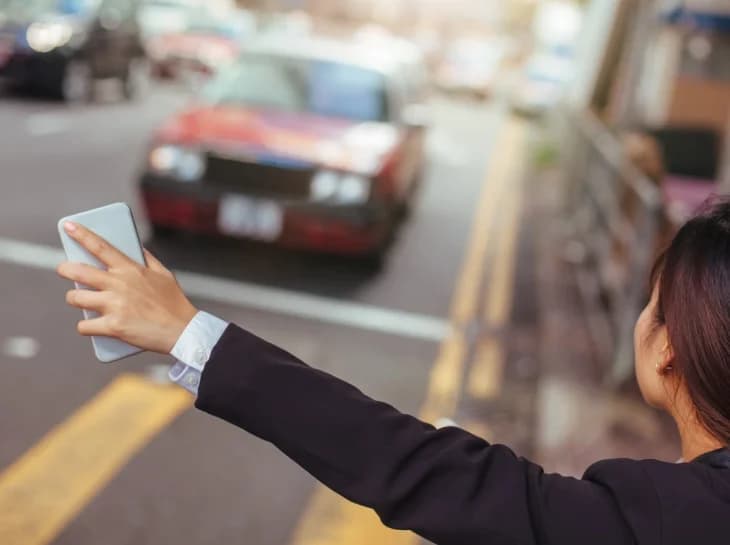 Uber restringe modelos de automóveis para 2026