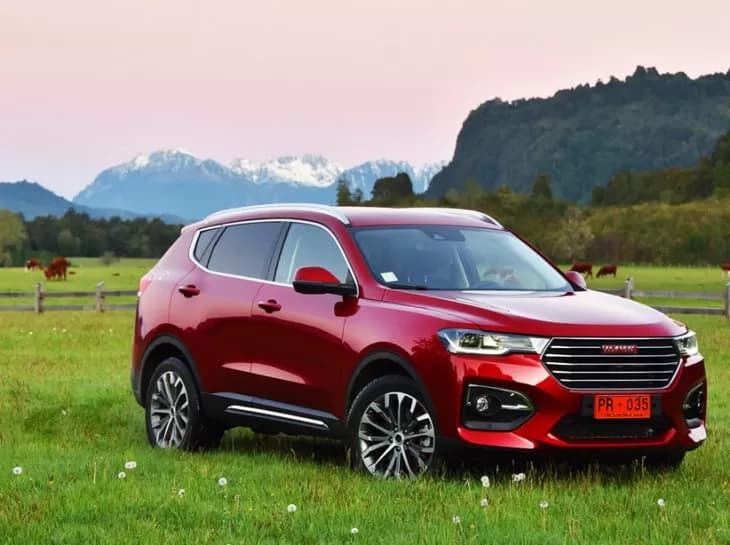 Chinesas e Caoa de olho no inventário da Ford