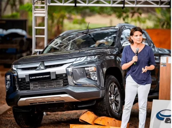 Webmotors promove painel sobre desafios da mulher