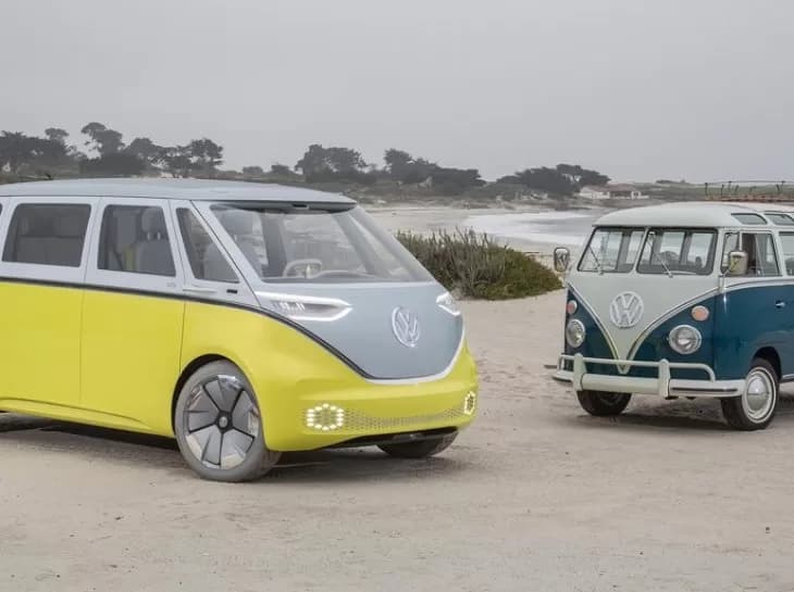 Cinco carros elétricos modernos com visual retrô