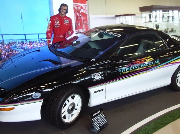 Indy 500 e os pace cars nas vitórias brasileiras