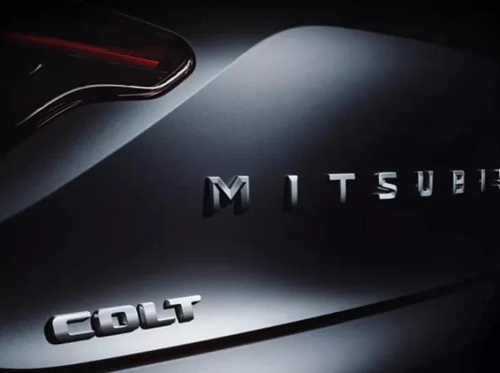 Novo Mitsubishi Colt será "irmão" do Renault Clio