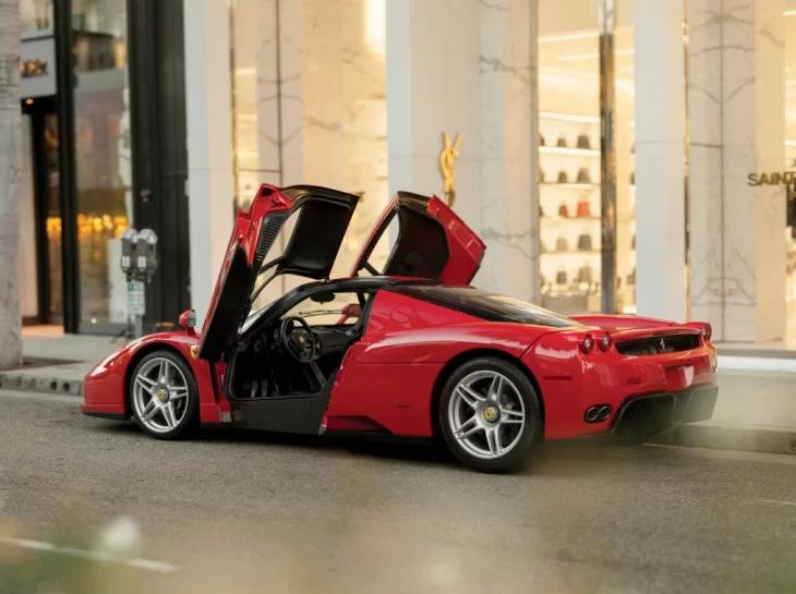 Ferrari Enzo de Fernando Alonso será leiloada