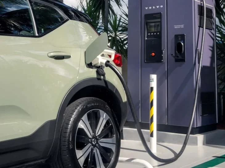 Rede de recarga agrava obstáculos aos elétricos