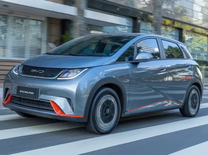 BYD Dolphin tem rival de peso, mas há um detalhe