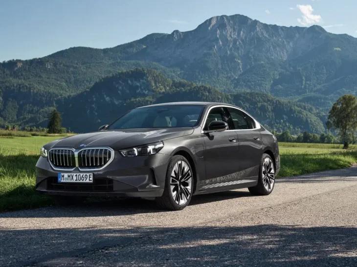 Novo BMW Série 5 agora também é híbrido plug-in