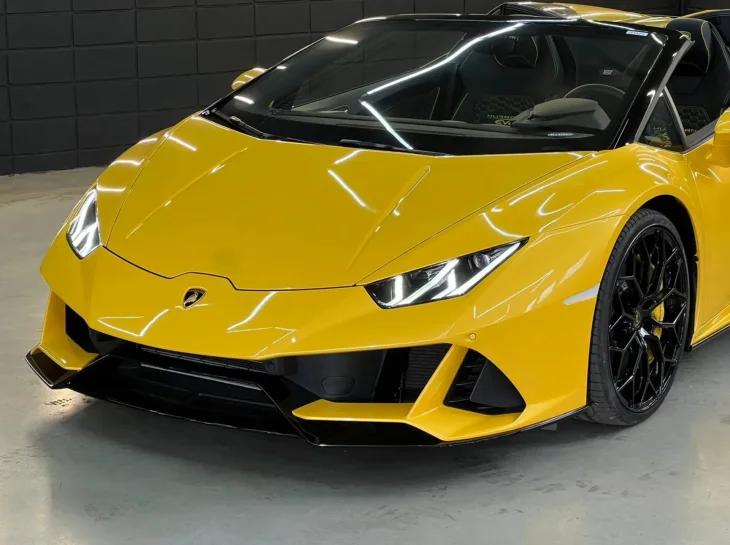 Qual carro acima de R$ 1 milhão é o mais buscado?