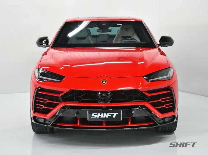 10 carros usados mais buscados acima de R$ 1 mi