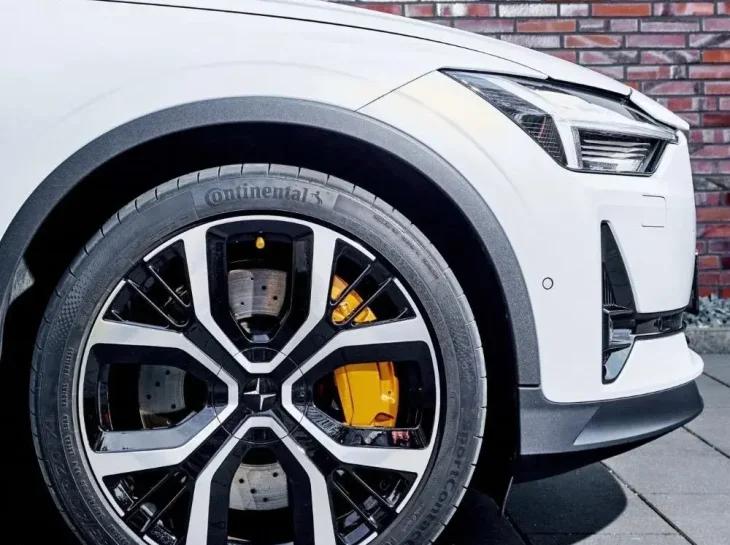 Revisão dos pneus: tenha atenção para as férias