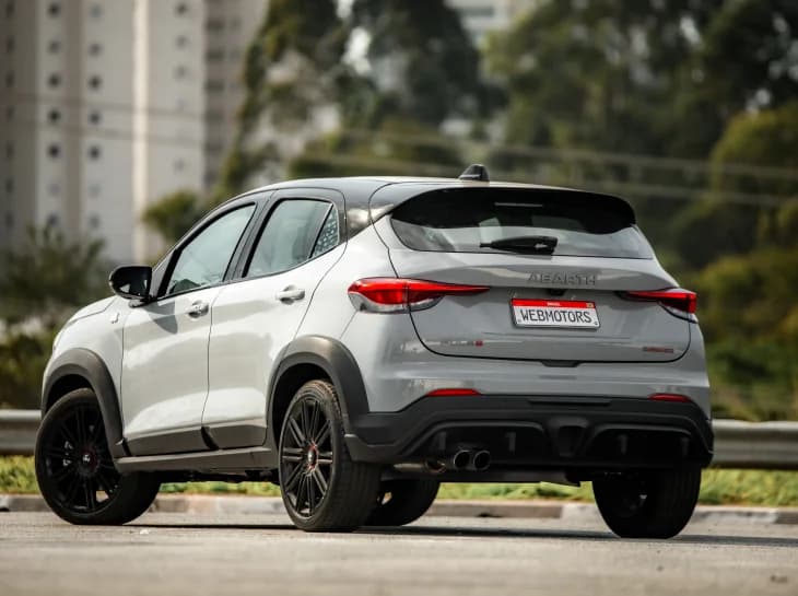 Fiat oferece Pulse Abarth com preço de Avenger