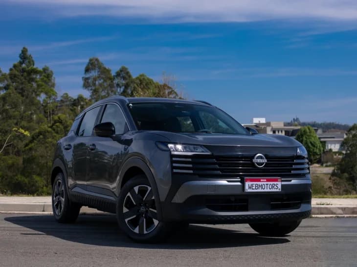 Nissan Kicks Sense ganha bancos premium