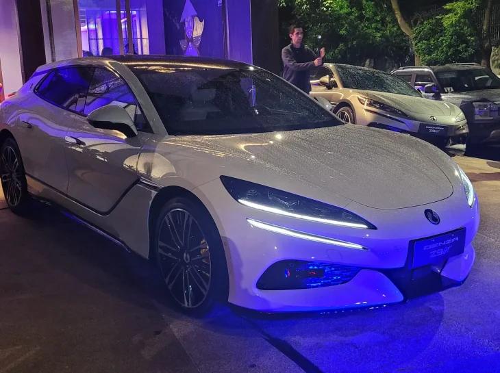 Denza confirma mais dois carros novos para 2026