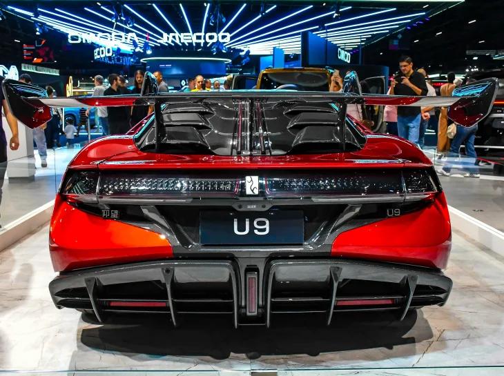 O carro imperdível do Salão para fãs de velocidade