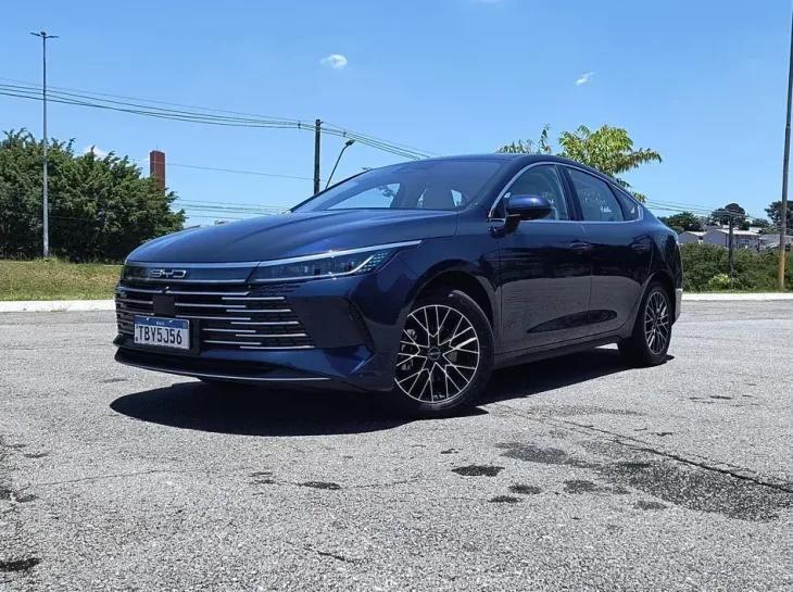 Como é o carro eletrificado mais buscado do Brasil