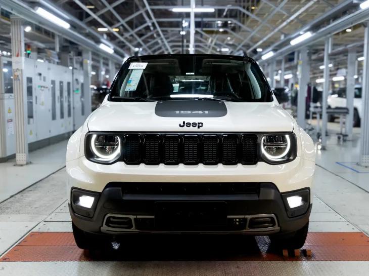 Jeep Renegade: 700 mil carros feitos no Brasil