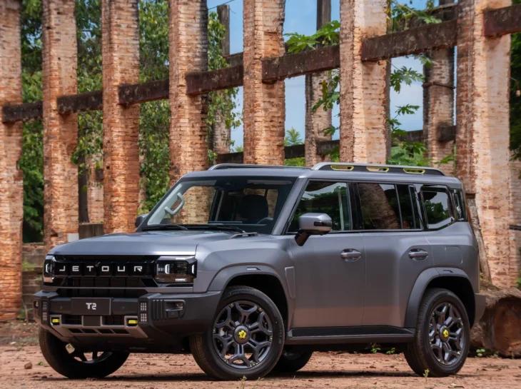 Jetour T2 chega por R$ 289.900 e mira no Tank 300
