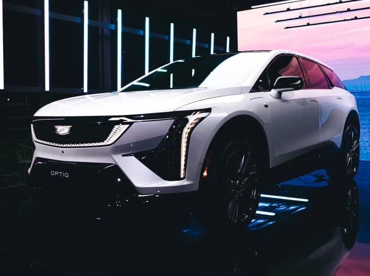 Cadillac chega ao Brasil no final de 2026