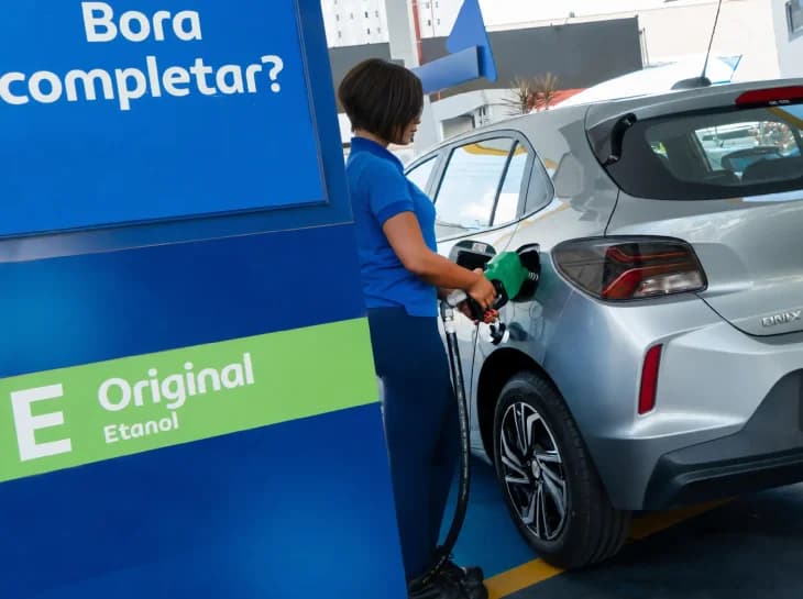 Chevrolet Onix terá novas versões 100% etanol