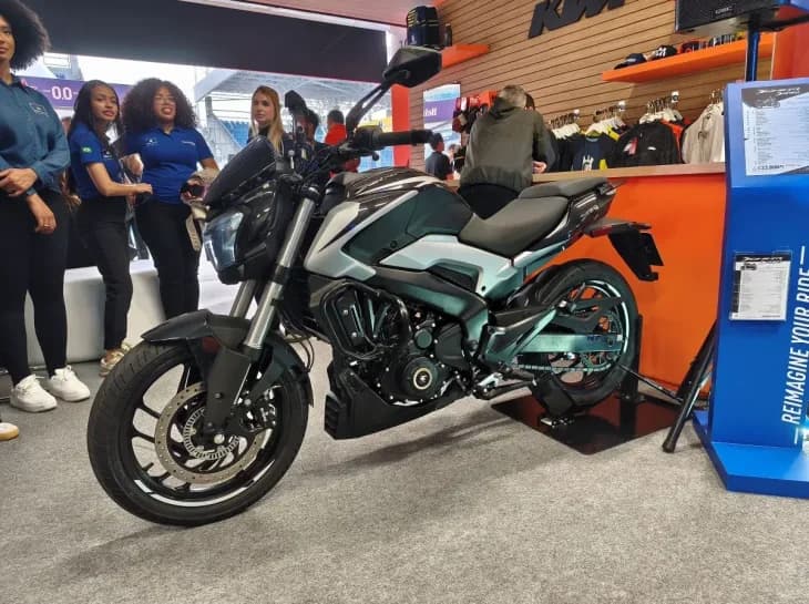 Bajaj reforça Dominar 250 e prepara linha KTM 390