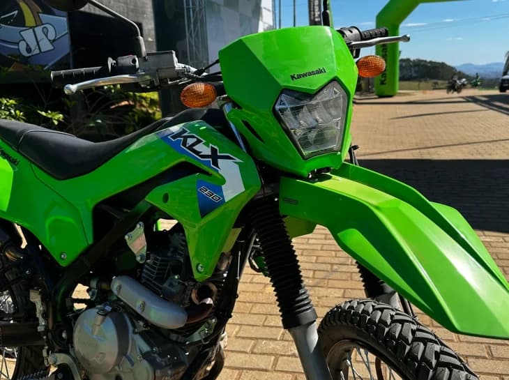 Kawasaki lança rival para encarar Sahara e Lander