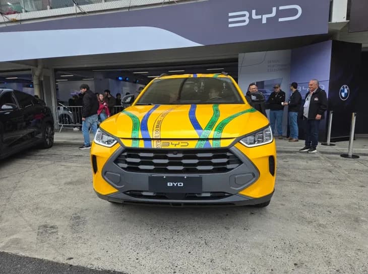 Rival da Fiat Toro, BYD Mako aparece em Interlagos