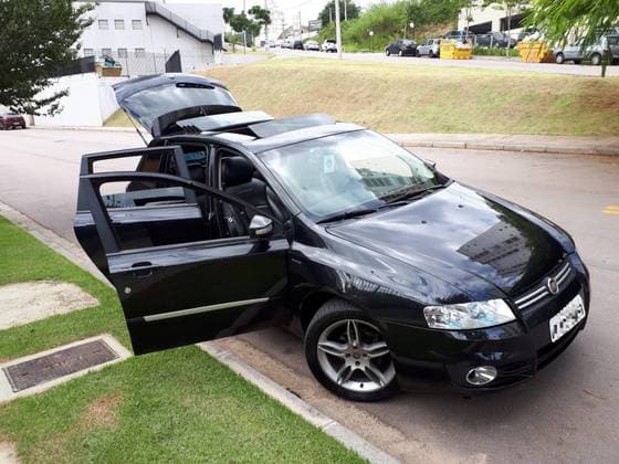 Carro 1.8 MPI BLACKMOTION 8V FLEX 4P AUTOMATIZADO