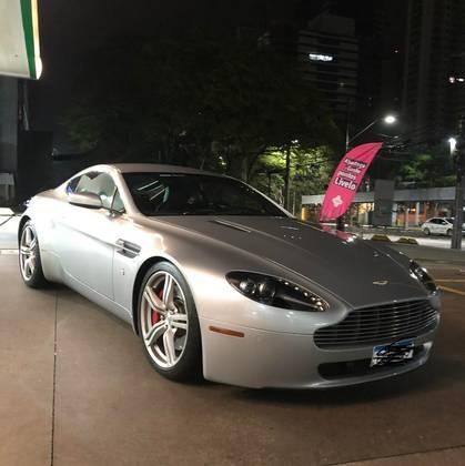 Carro 4.7 V8 32V GASOLINA 2P AUTOMÁTICO