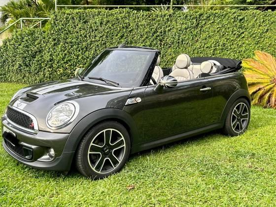 Carro 1.6 S CABRIO 16V GASOLINA 2P AUTOMÁTICO