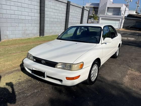 Carro 1.8 LE 16V GASOLINA 4P AUTOMÁTICO