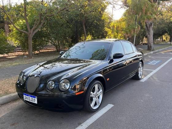 Carro 4.2 R V8 32V GASOLINA 4P AUTOMÁTICO