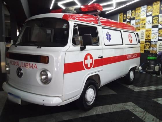 Carro 1.6 FURGÃO 8V GASOLINA 3P MANUAL