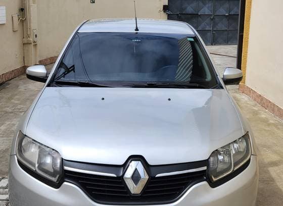 Carro 1.6 EXPRESSION 8V FLEX 4P AUTOMATIZADO