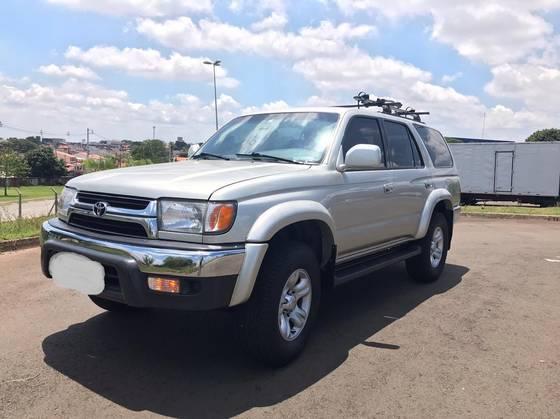 Carro 3.0 4X4 8V TURBO DIESEL 4P MANUAL