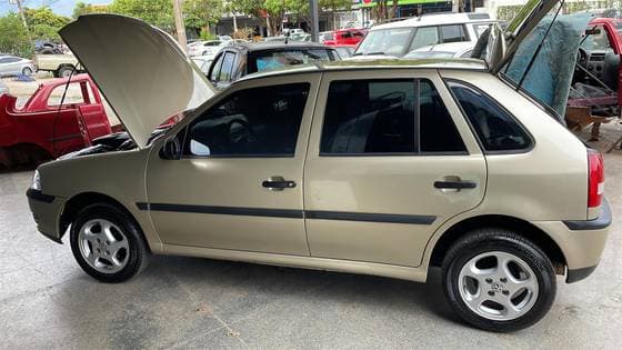 Carro 1.0 MI PLUS 16V GASOLINA 4P MANUAL G.III