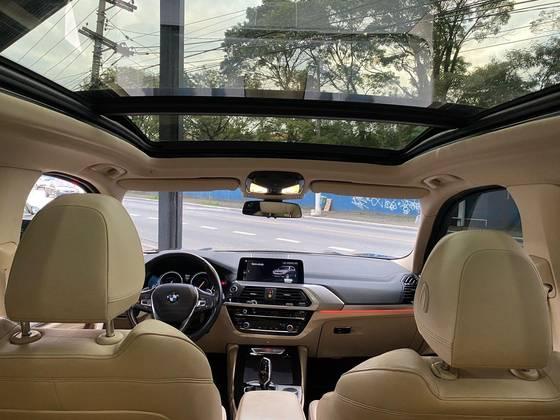 Carro 2.0 16V GASOLINA X LINE XDRIVE30I STEPTRONIC