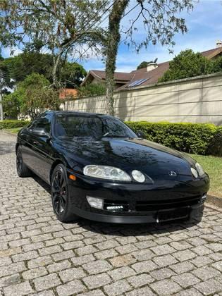 Carro 4.0 400 V8 32V GASOLINA 4P AUTOMÁTICO