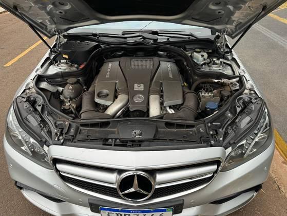 Carro 5.5 V8 32V BI-TURBO GASOLINA 4P AUTOMÁTICO