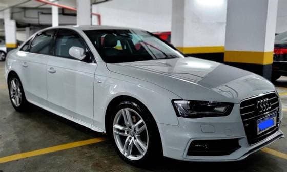 Carro 1.8 TFSI AMBIENTE GASOLINA 4P MULTITRONIC
