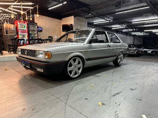 Carro 1.8 CL 8V GASOLINA 2P MANUAL