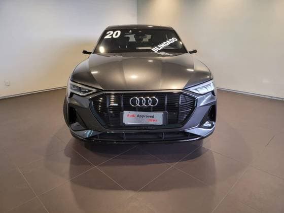 Carro ELÉTRICO SPORTBACK PERFORMANCE BLACK QUATTRO