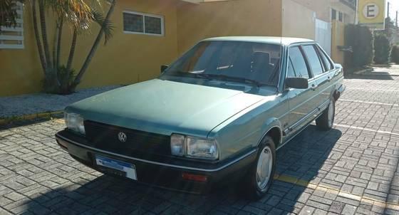 Carro 2.0 GLS 8V GASOLINA 4P MANUAL