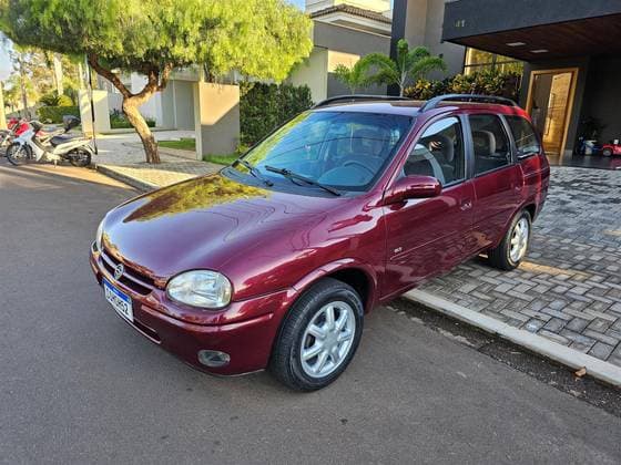 Carro 1.6 MPFI GLS WAGON 8V GASOLINA 4P MANUAL