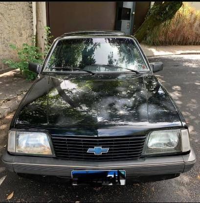 Carro 1.6 SL/E HATCH ÁLCOOL 2P MANUAL