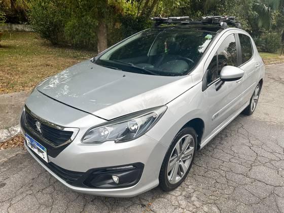 Carro 2.0 ALLURE 16V FLEX 4P AUTOMÁTICO